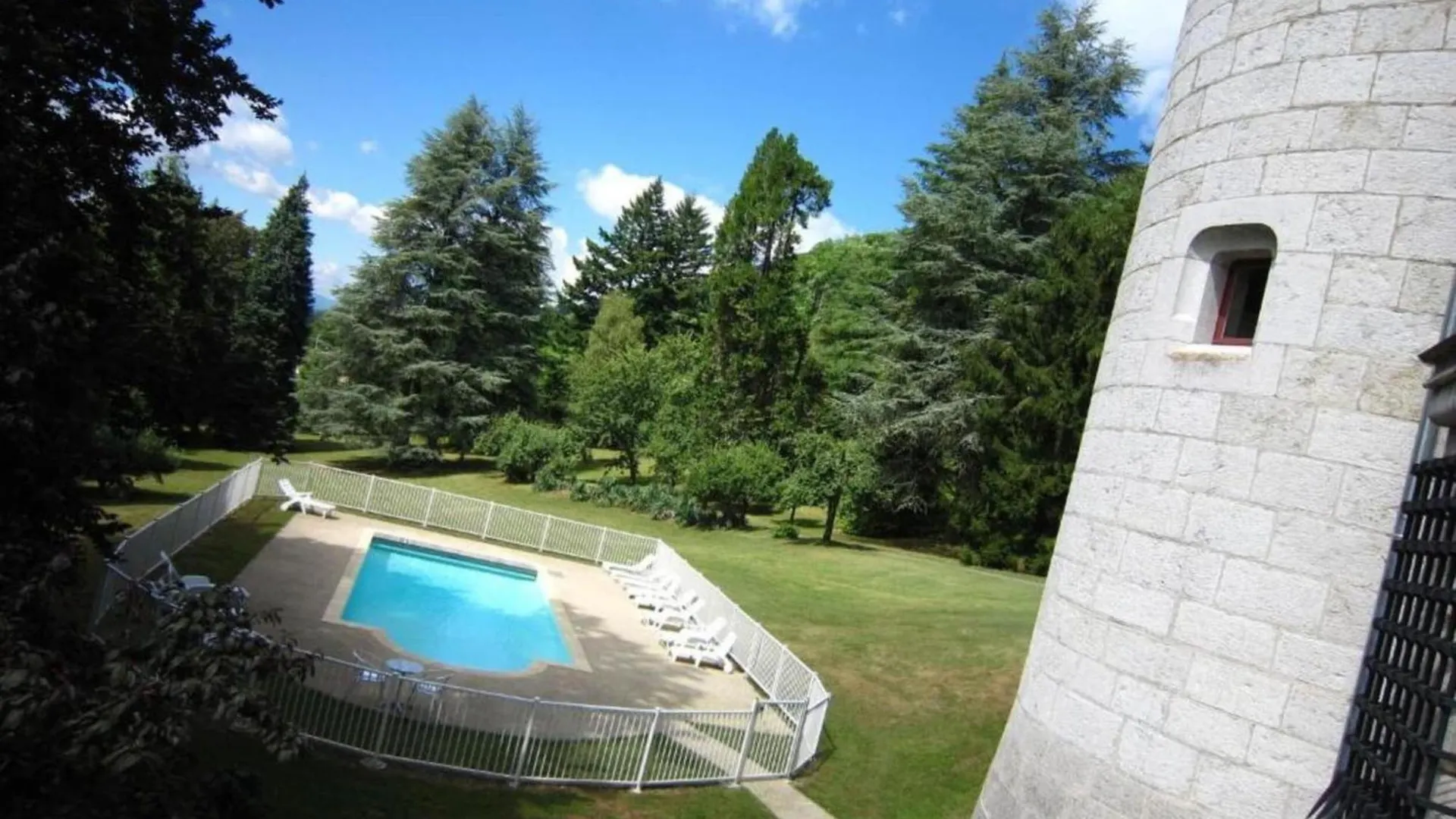 Apartment In Serrieres En Chautagne With Pool Francie